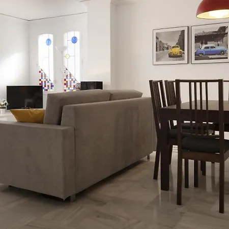 110 Alberca 7-6 * Dénia