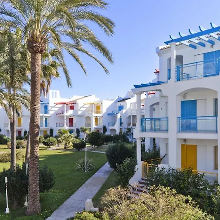 110 Alberca 7-6 Apartamento *