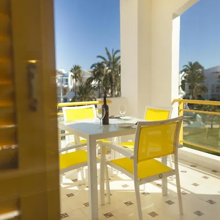 Apartamento 110 Alberca 7-6 *