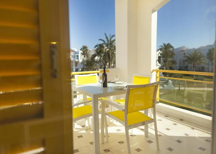 Apartamento 110 Alberca 7-6 *